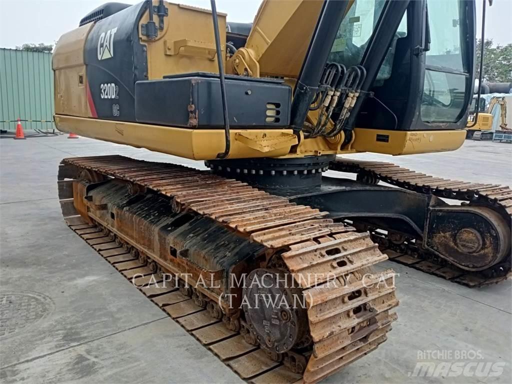 CAT 320D2GC Гусеничні екскаватори