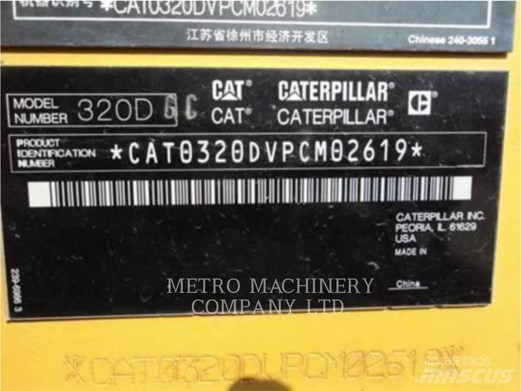 CAT 320DGC Гусеничні екскаватори