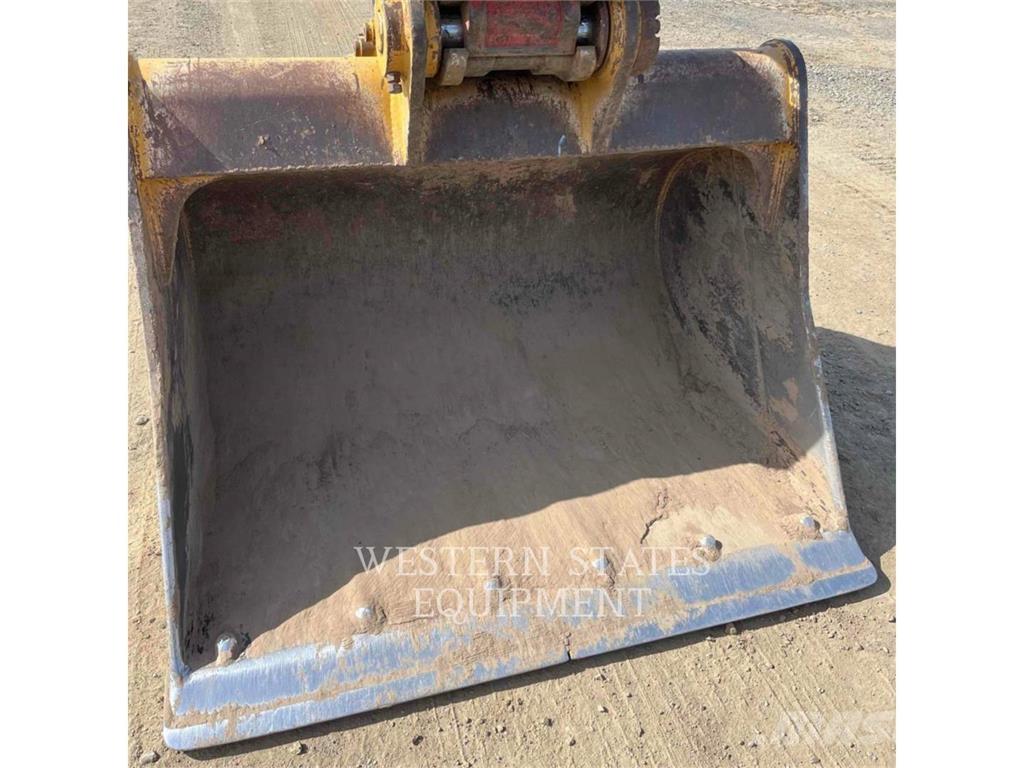 CAT 320E Гусеничні екскаватори