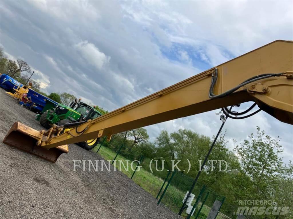 CAT 320E SLR Гусеничні екскаватори