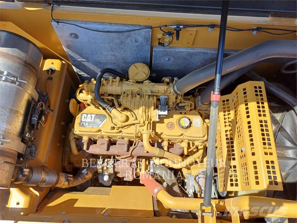 CAT 320EL Гусеничні екскаватори