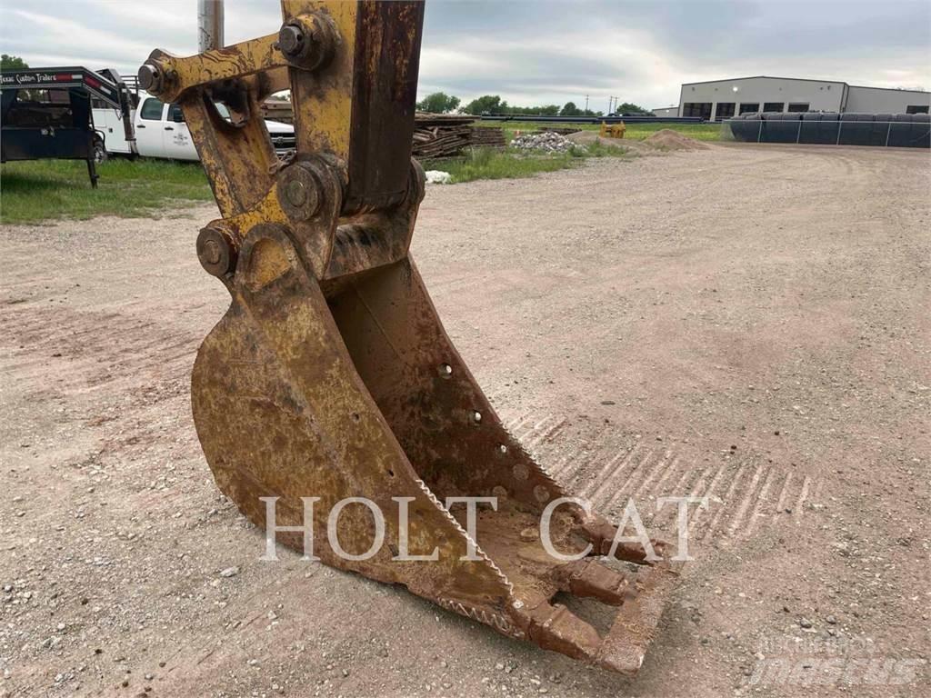CAT 320EL Гусеничні екскаватори