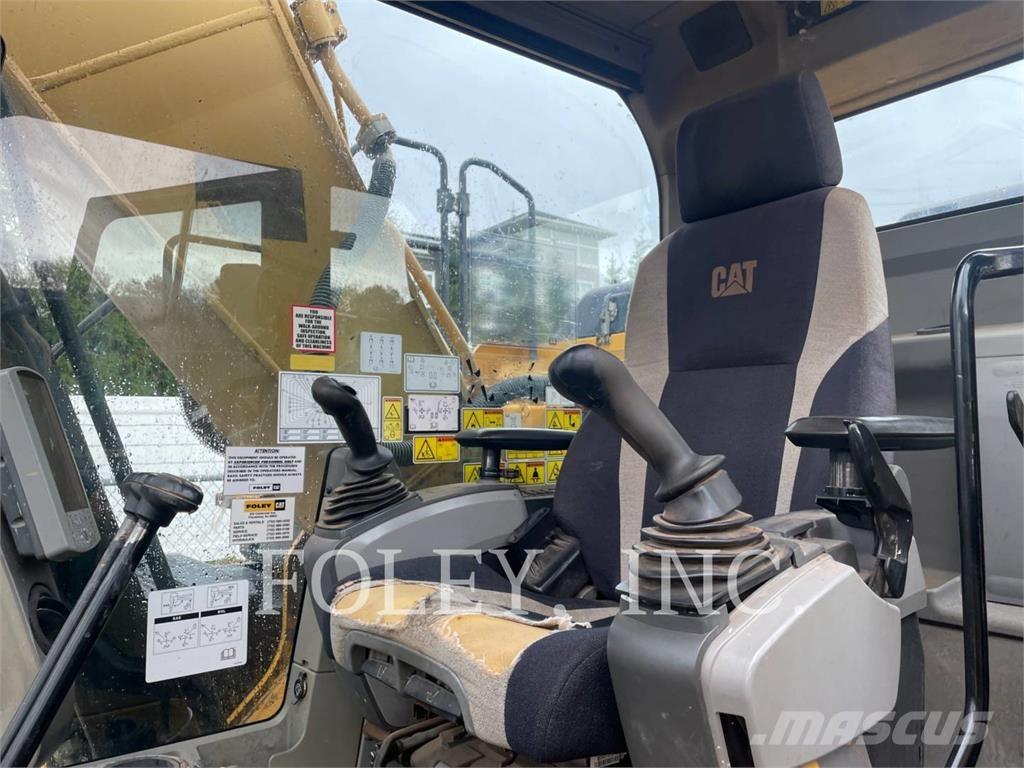 CAT 320EL Гусеничні екскаватори