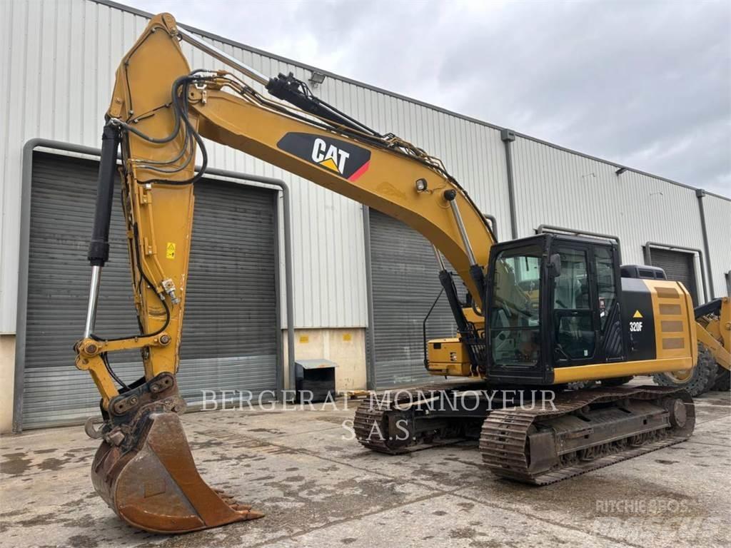 CAT 320F Гусеничні екскаватори