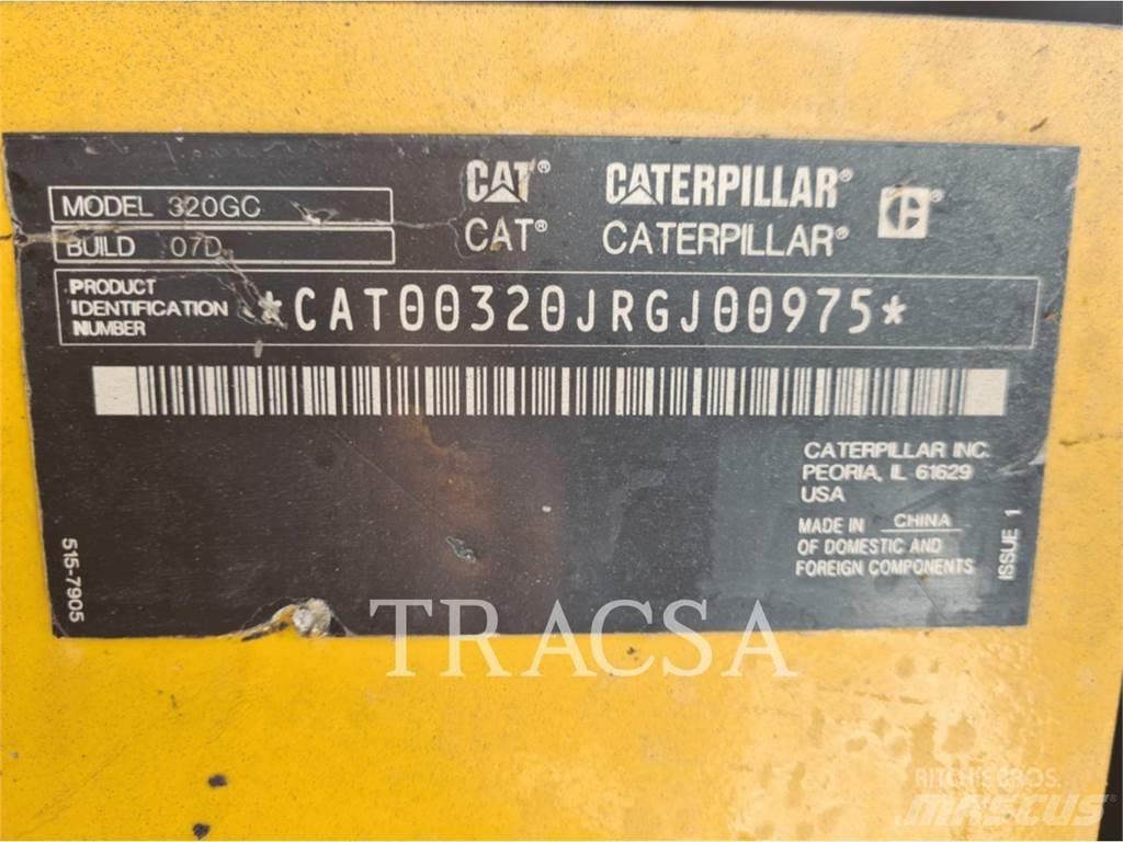 CAT 320GC Гусеничні екскаватори