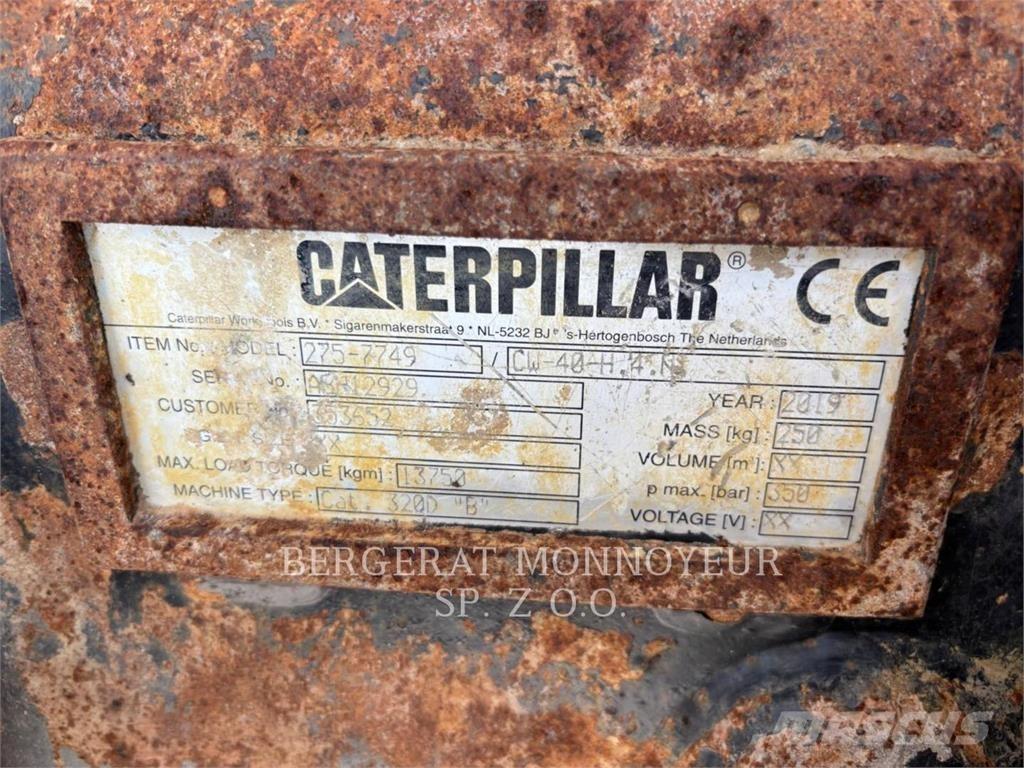 CAT 320GC Гусеничні екскаватори