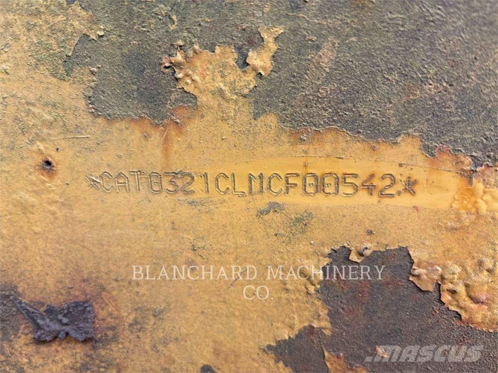 CAT 321CLCR Гусеничні екскаватори