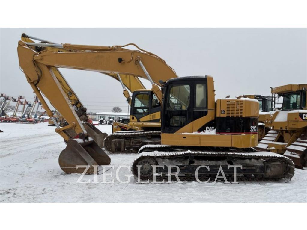 CAT 321CLCR Гусеничні екскаватори