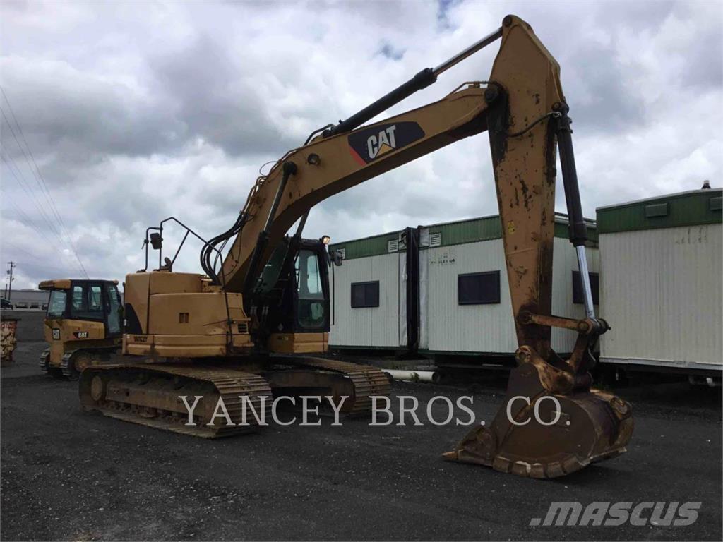 CAT 321DLCR Гусеничні екскаватори