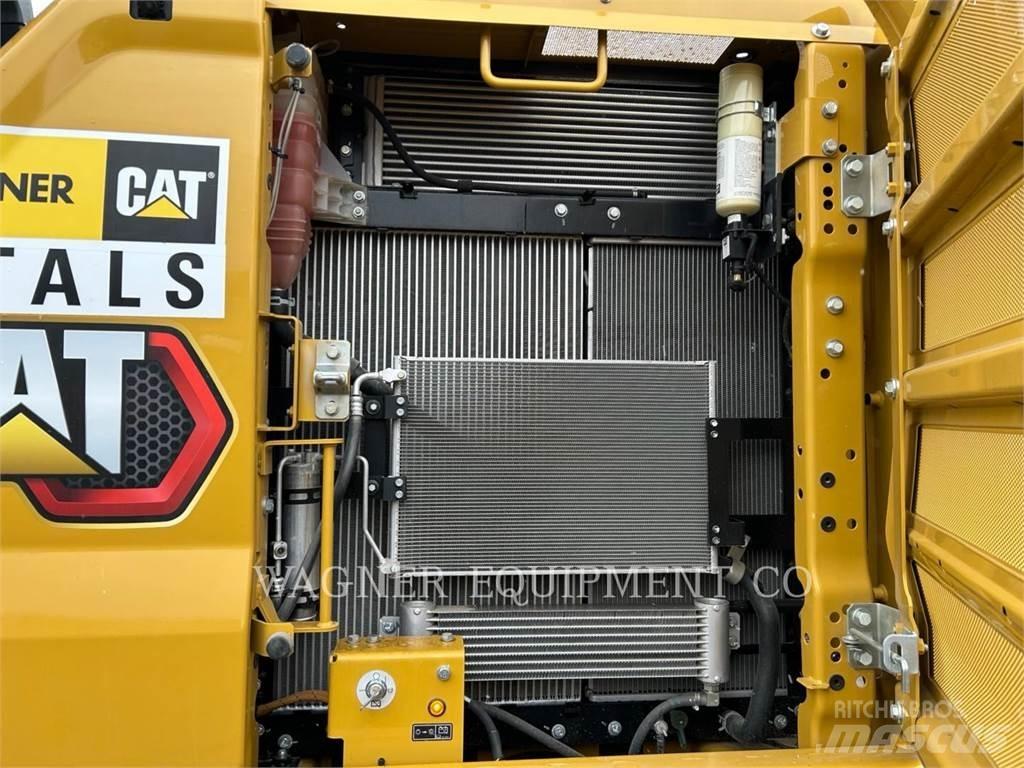 CAT 323 Гусеничні екскаватори