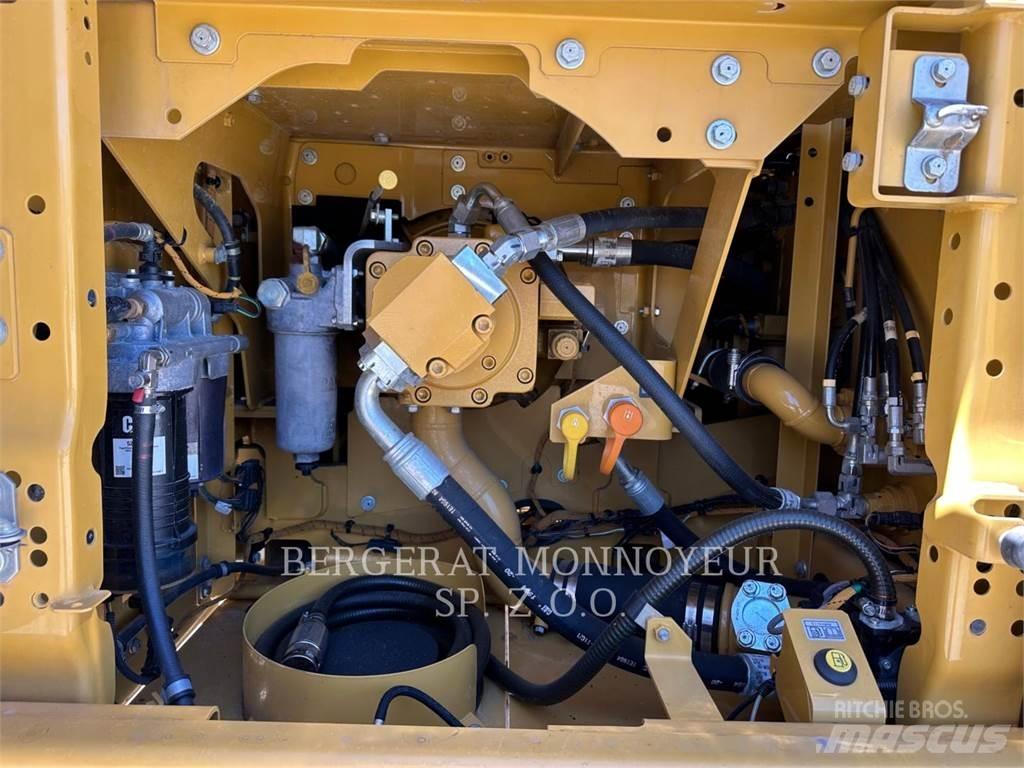 CAT 323 Гусеничні екскаватори