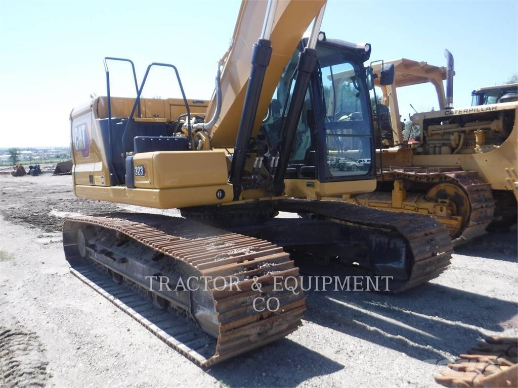 CAT 323 Гусеничні екскаватори