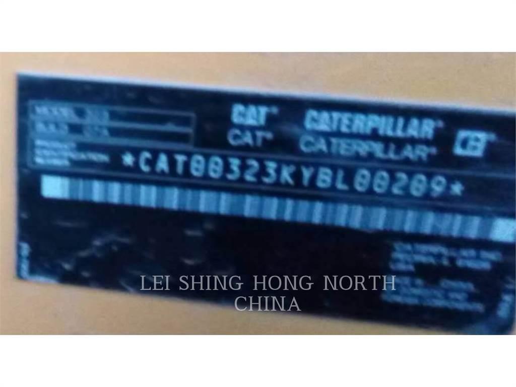 CAT 323-07 Гусеничні екскаватори