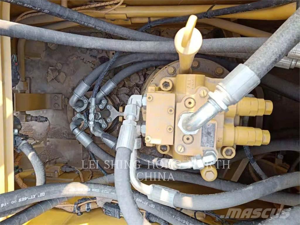 CAT 323-07 Гусеничні екскаватори