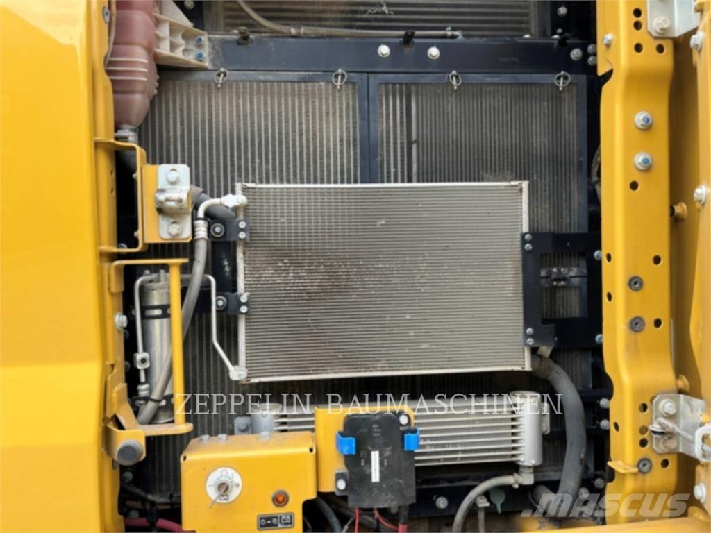 CAT 323-07C Гусеничні екскаватори