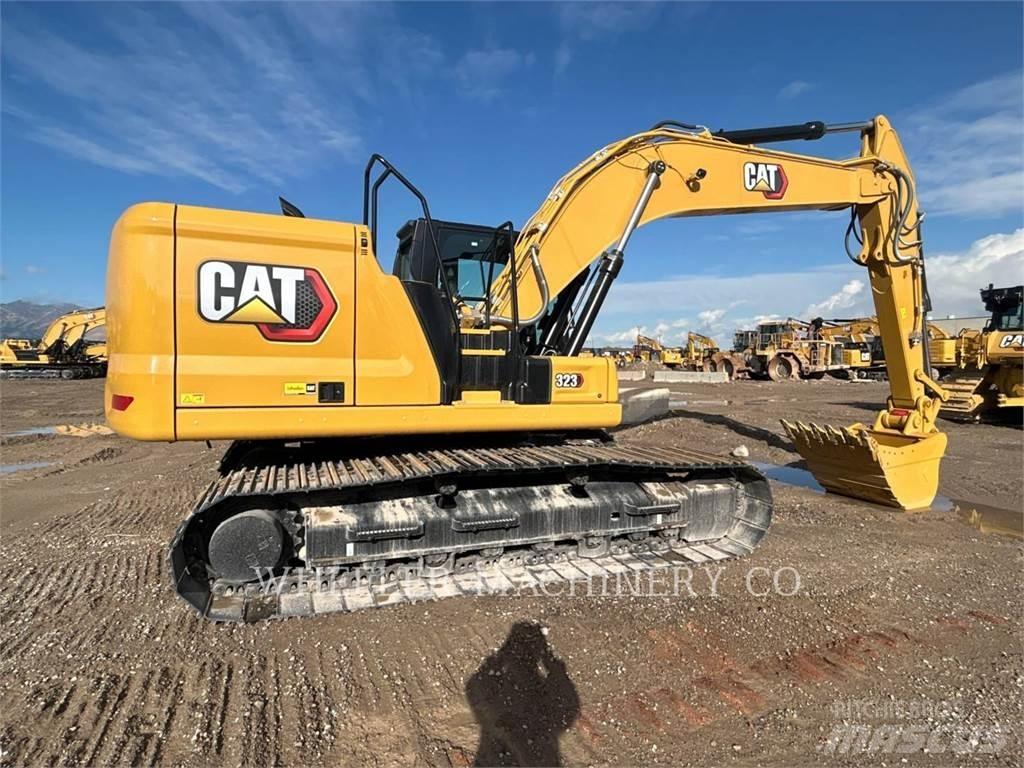 CAT 323 CF Гусеничні екскаватори