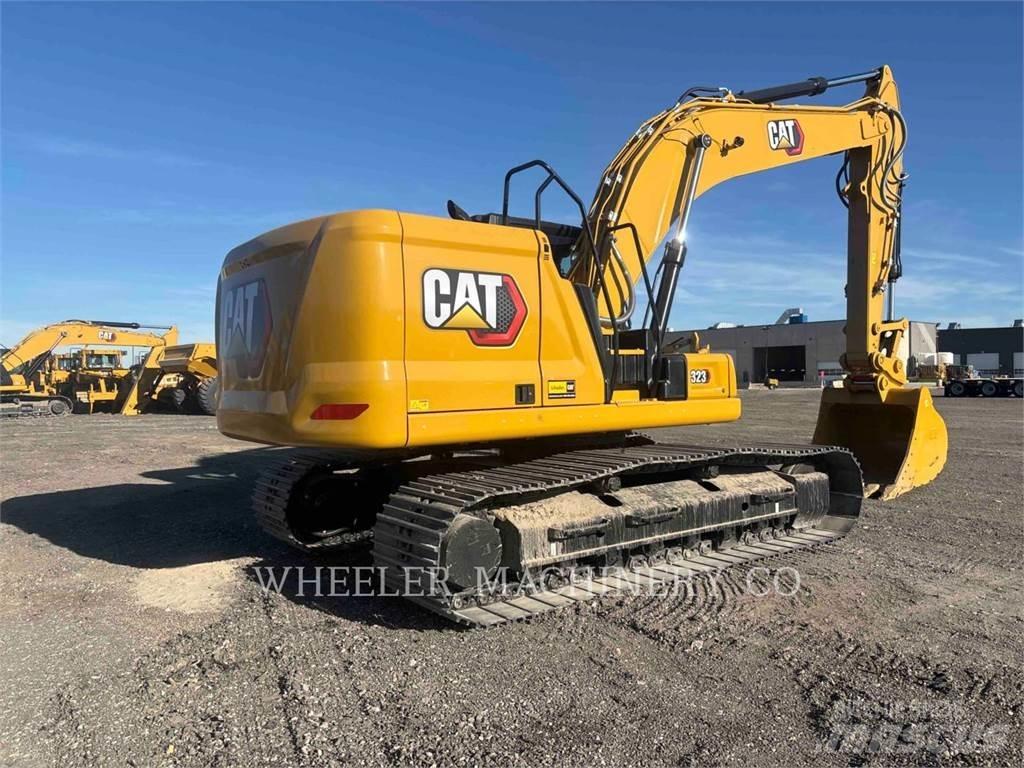 CAT 323 CF Гусеничні екскаватори