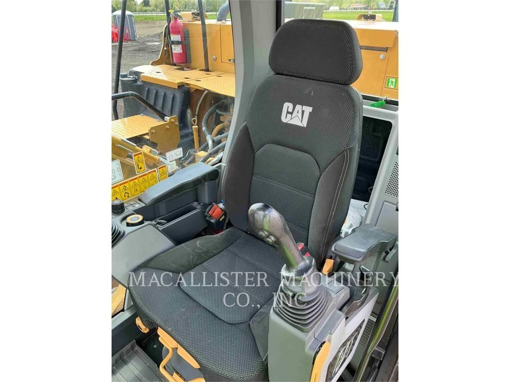 CAT 323 LR Гусеничні екскаватори