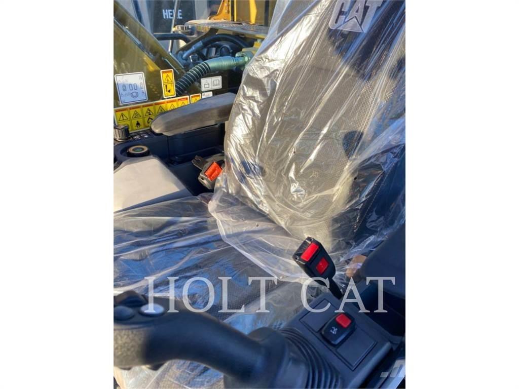 CAT 323 TC Гусеничні екскаватори