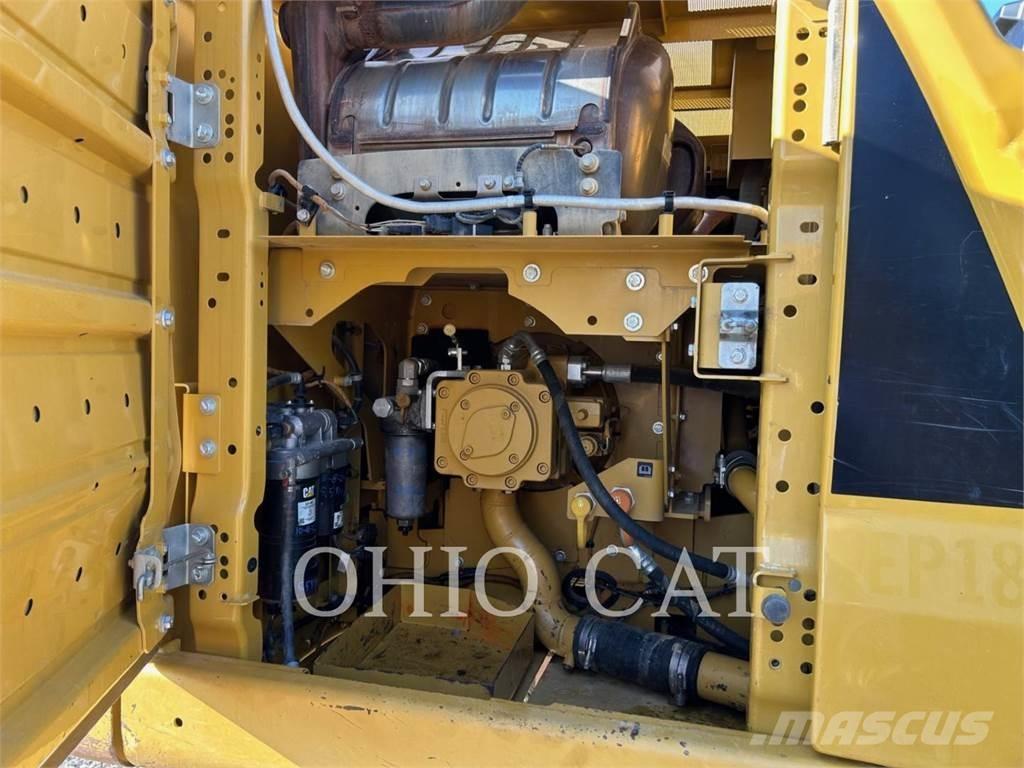 CAT 323 TCS Гусеничні екскаватори