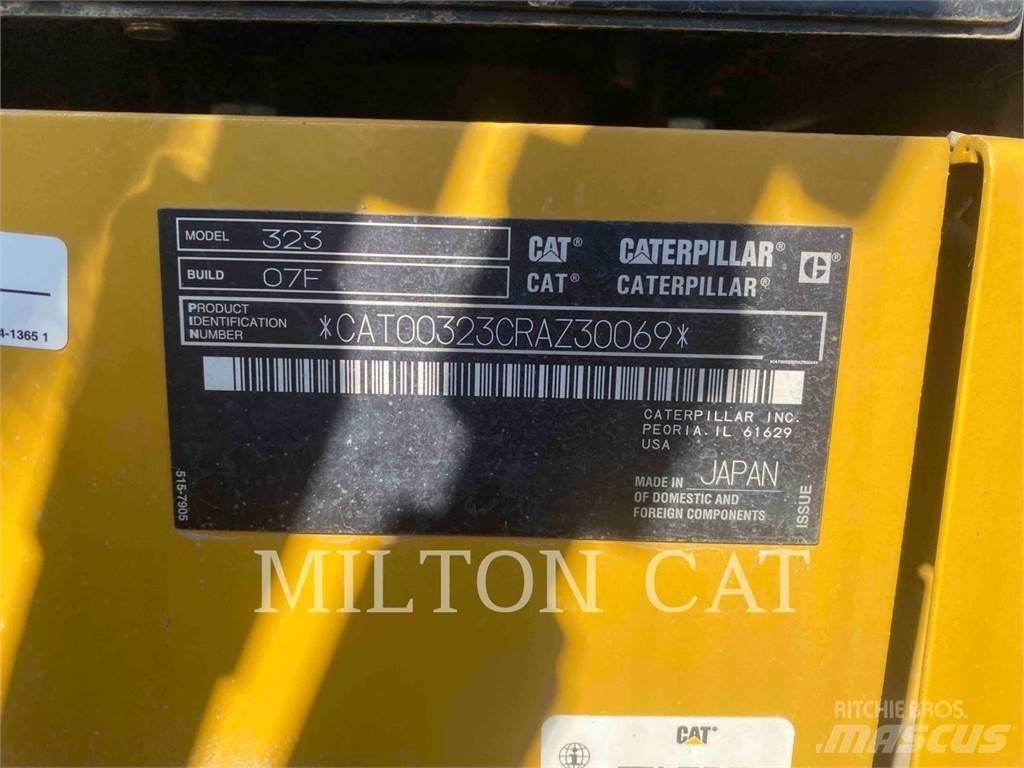 CAT 32307 Гусеничні екскаватори