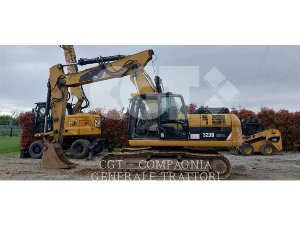 CAT 323D Гусеничні екскаватори