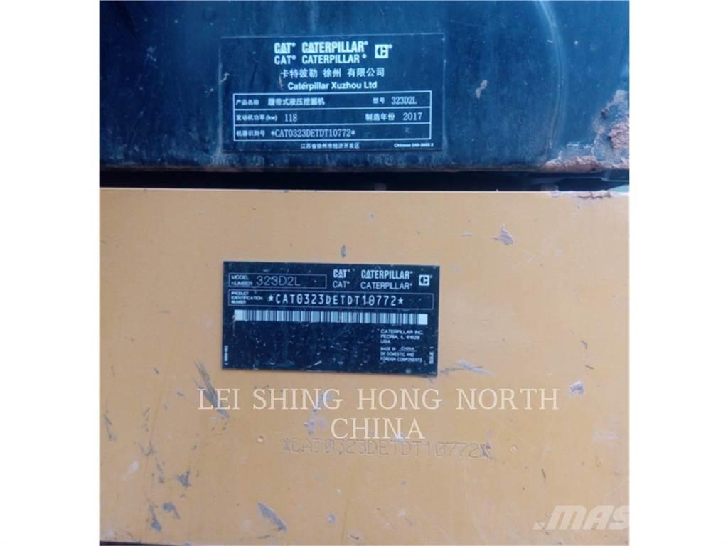 CAT 323D2L Гусеничні екскаватори