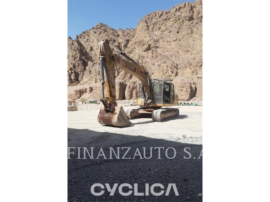CAT 323DLN Гусеничні екскаватори