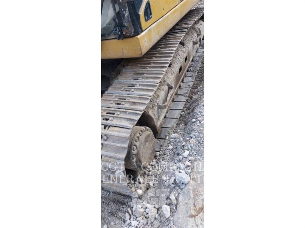 CAT 323DSA Гусеничні екскаватори