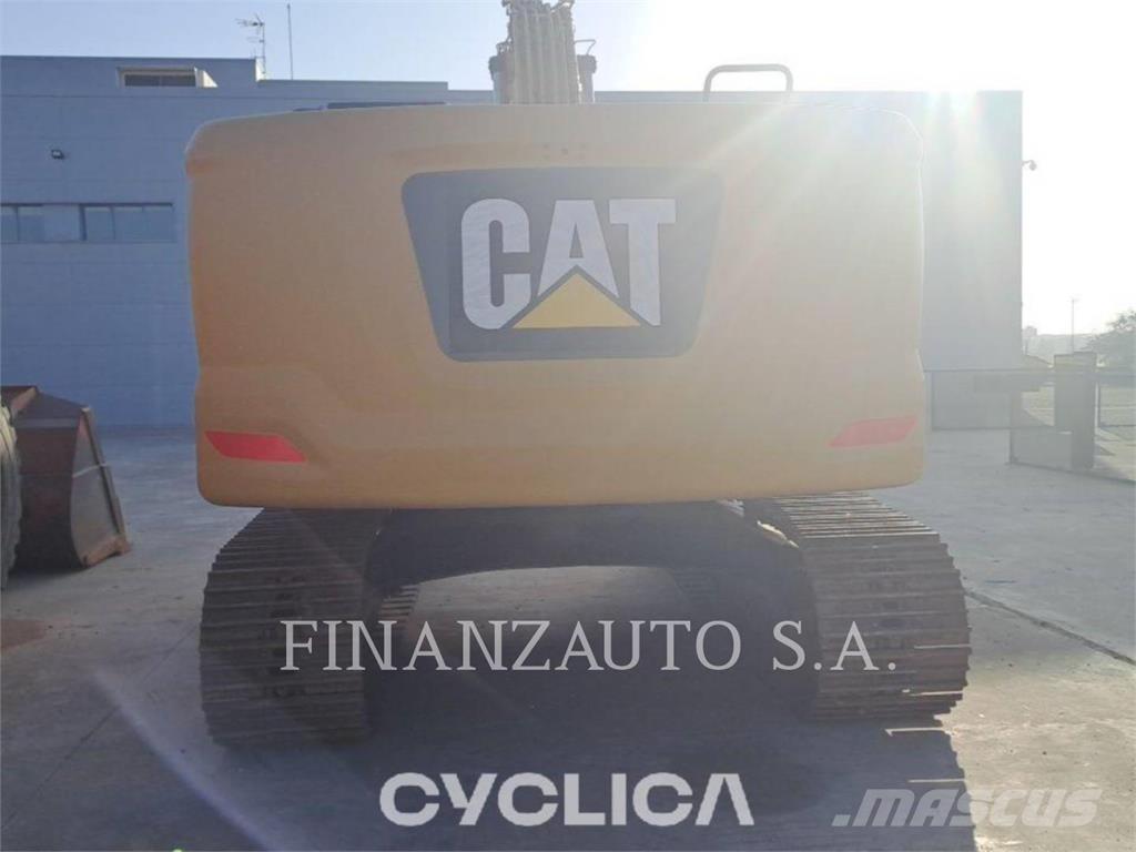 CAT 323E Гусеничні екскаватори