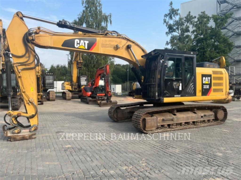CAT 323EL Гусеничні екскаватори