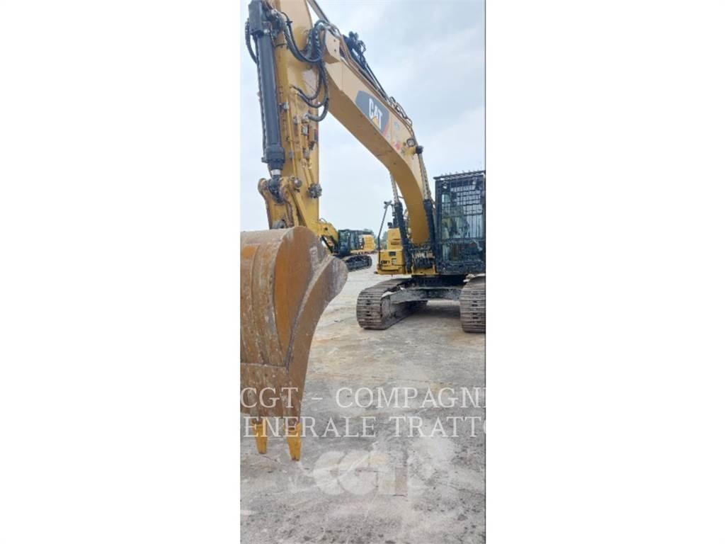 CAT 323F Гусеничні екскаватори