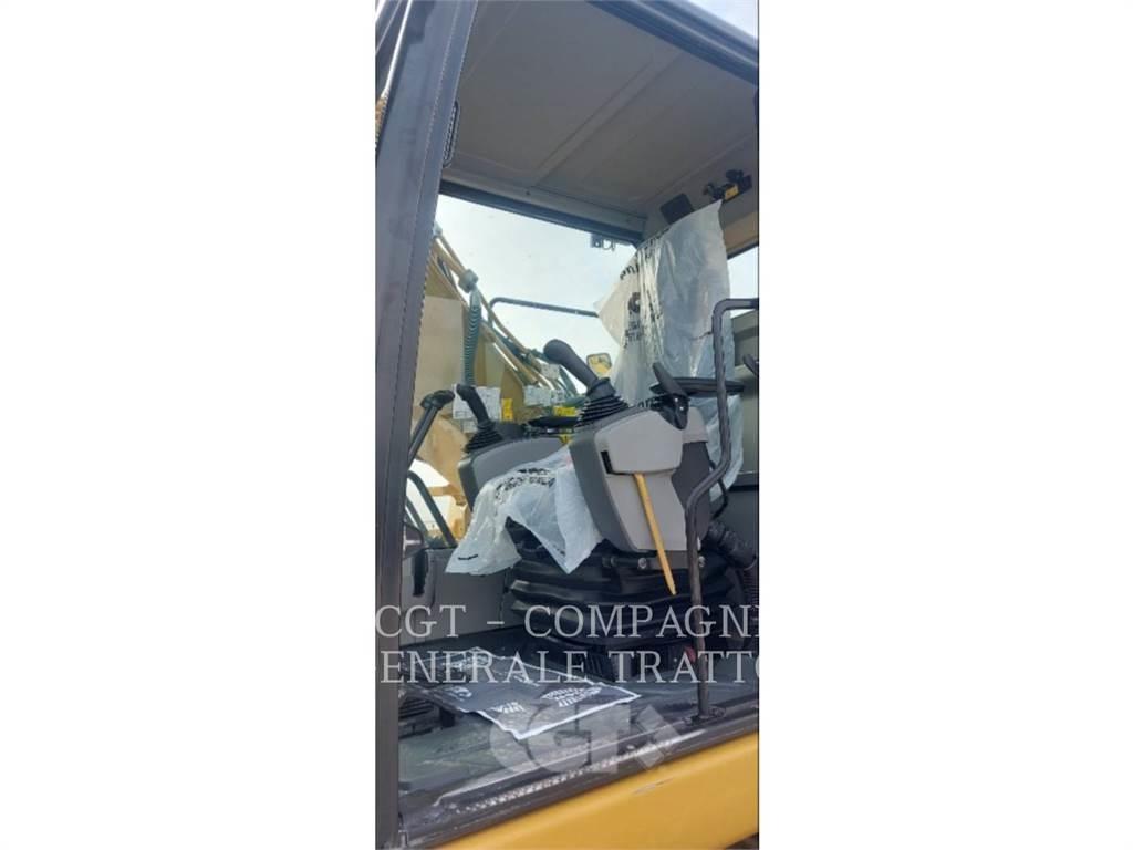 CAT 323F Гусеничні екскаватори