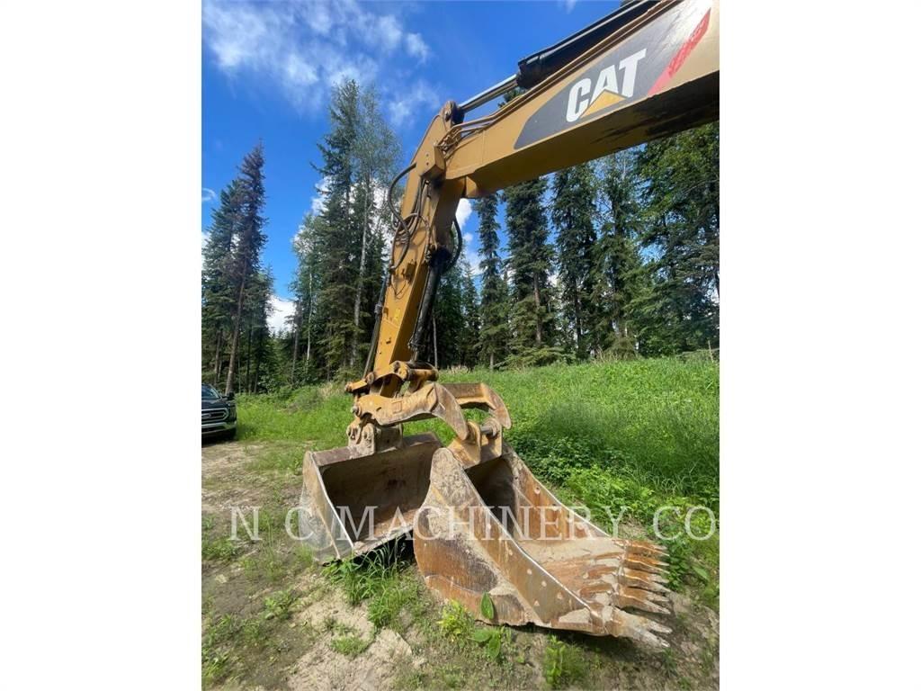 CAT 323F L Гусеничні екскаватори