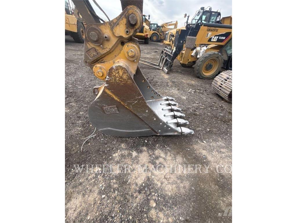 CAT 323F L CF Гусеничні екскаватори