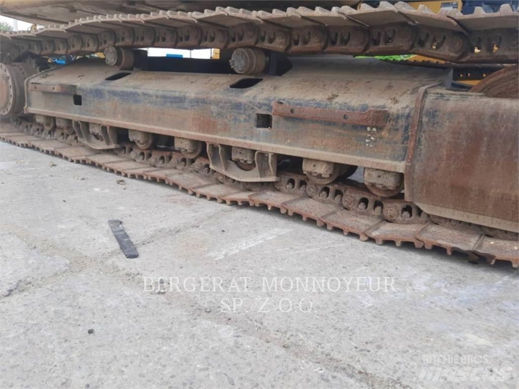 CAT 323FL Гусеничні екскаватори