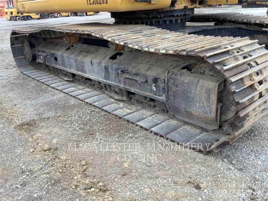 CAT 323FL Гусеничні екскаватори