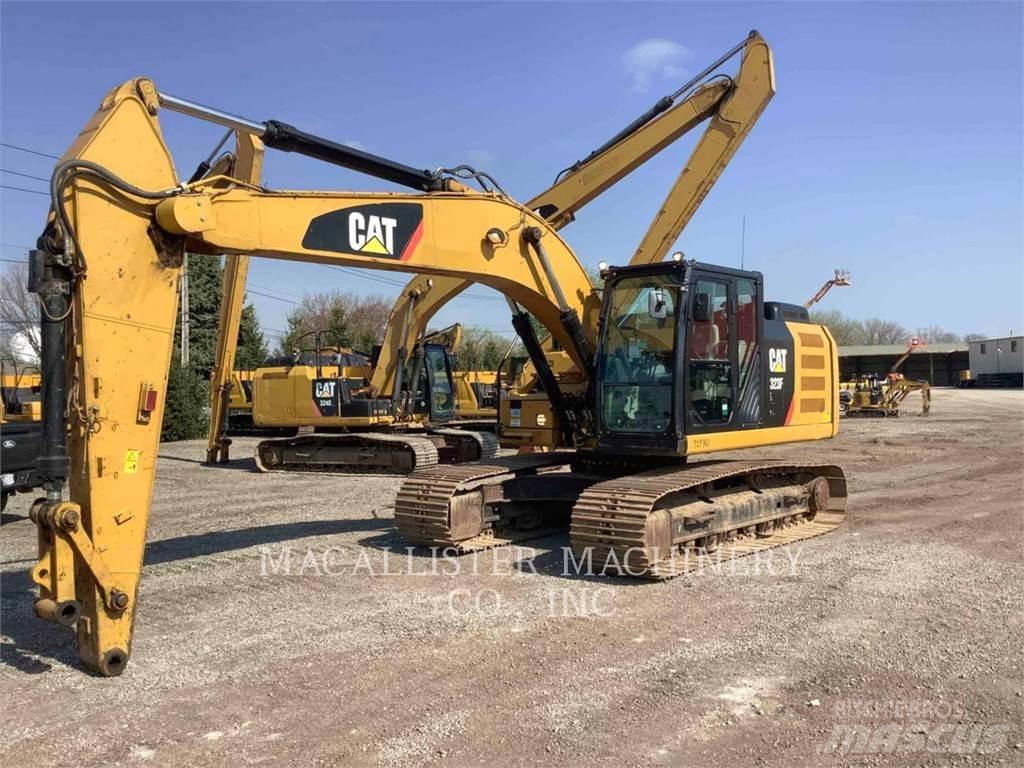 CAT 323FL Гусеничні екскаватори