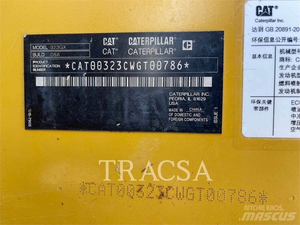 CAT 323GX Гусеничні екскаватори