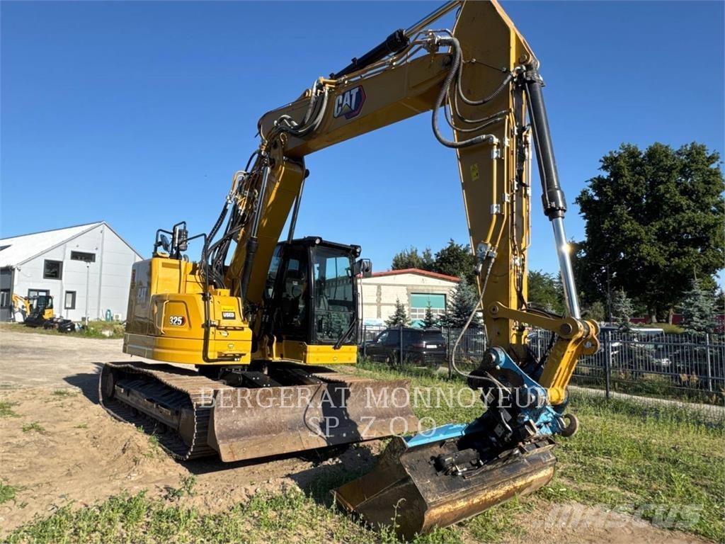 CAT 325 Гусеничні екскаватори