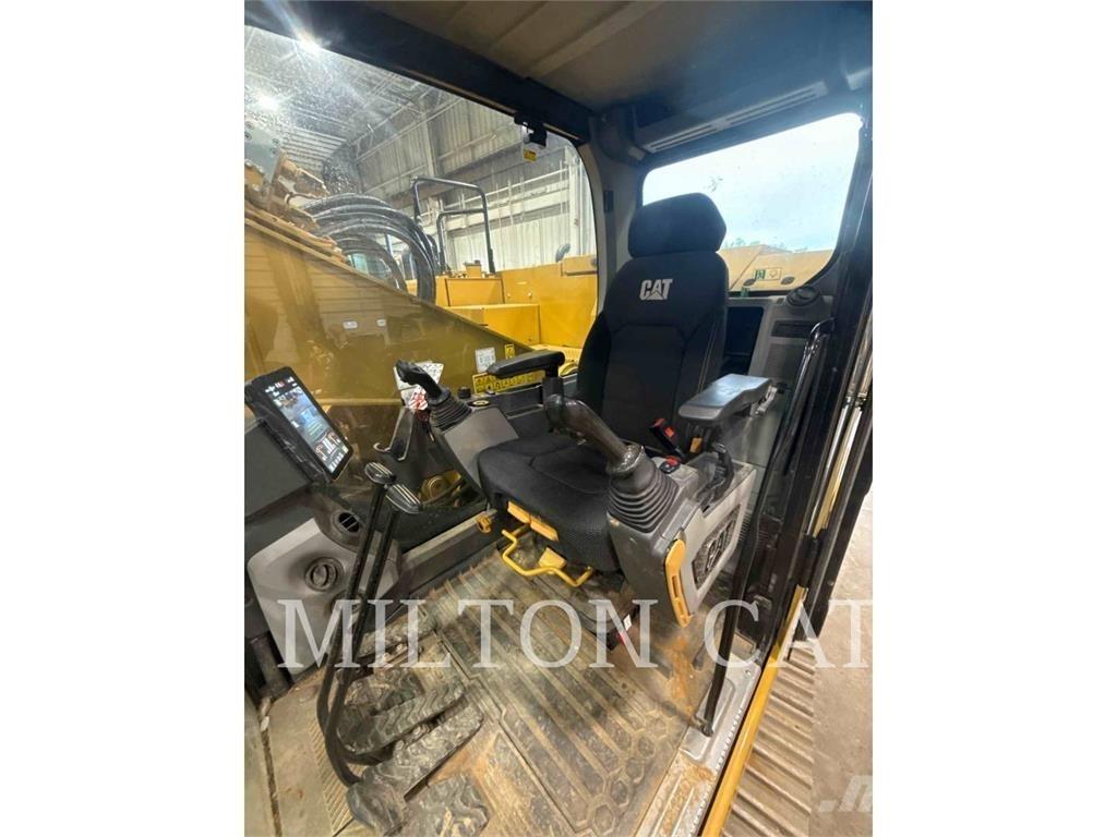 CAT 325 Гусеничні екскаватори