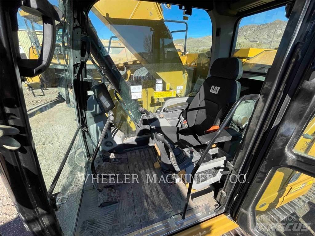 CAT 325 CF Гусеничні екскаватори