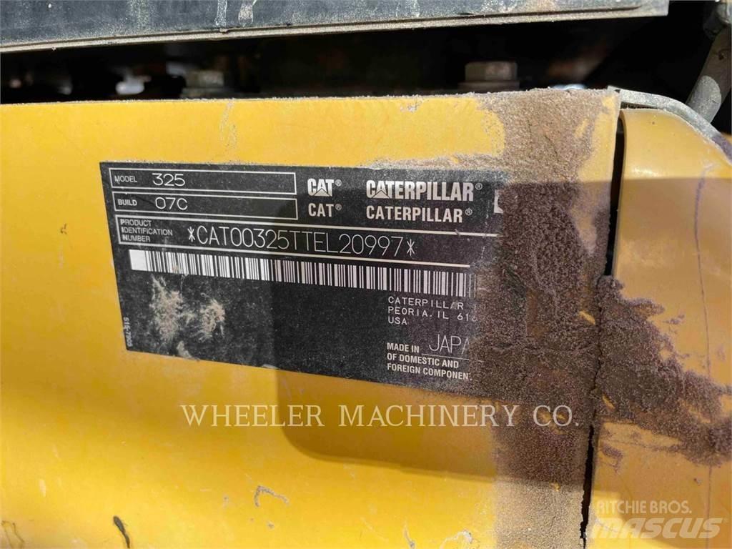 CAT 325 CF Гусеничні екскаватори