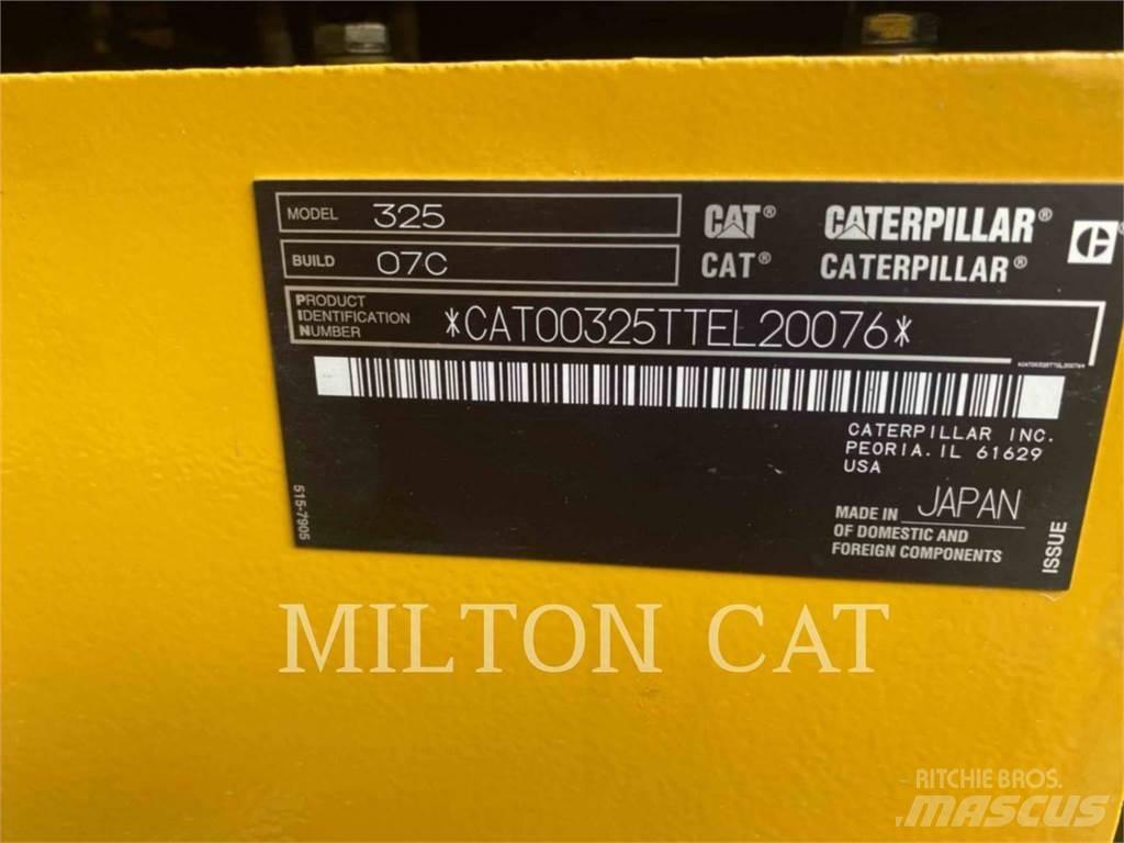CAT 32507 Гусеничні екскаватори