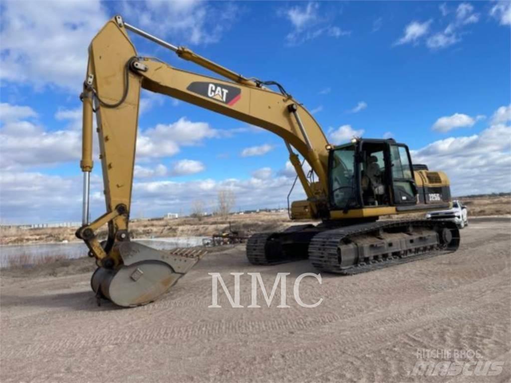 CAT 325DL Гусеничні екскаватори