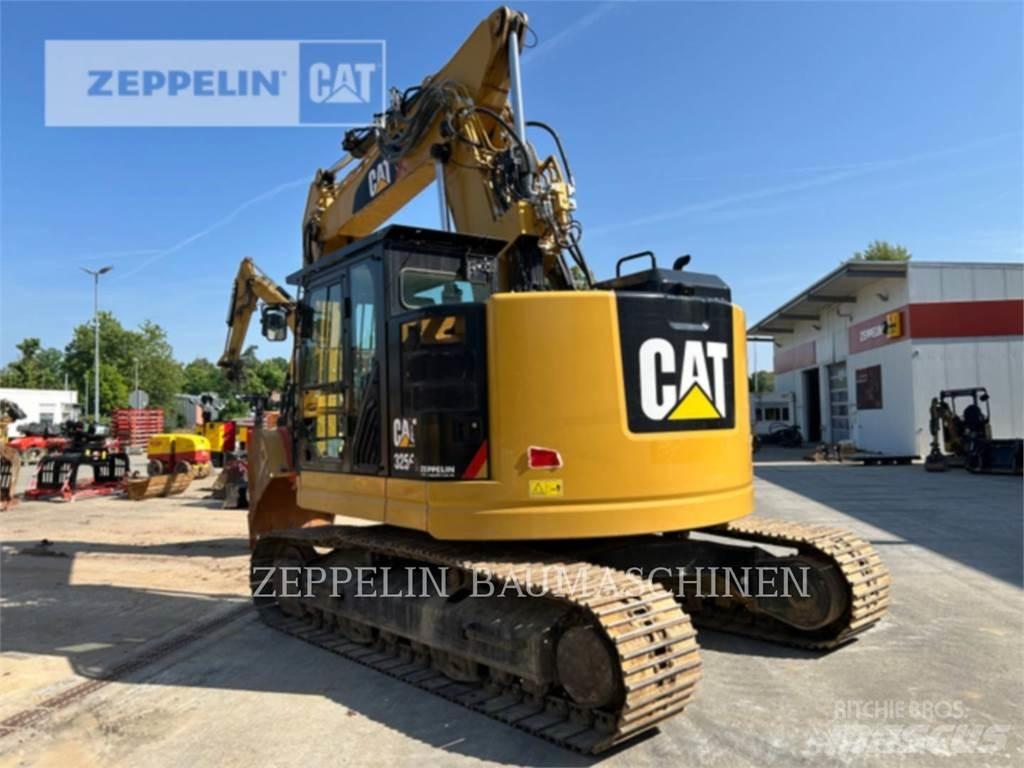 CAT 325FL Гусеничні екскаватори
