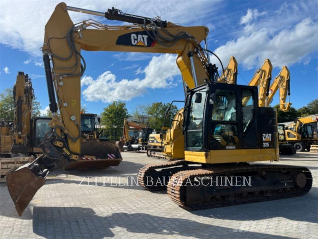 CAT 325FL Гусеничні екскаватори