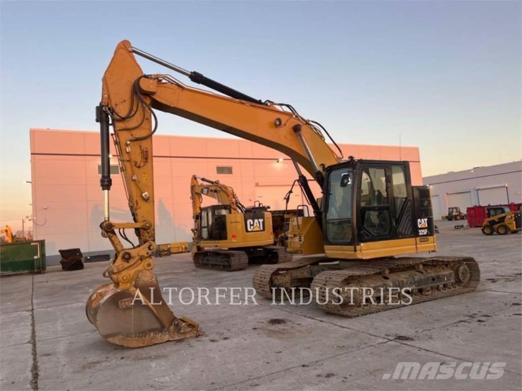 CAT 325FLCR 2D Гусеничні екскаватори