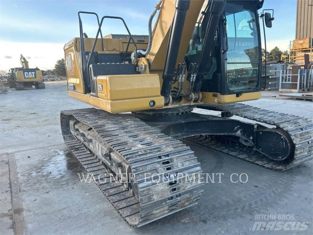 CAT 326 Гусеничні екскаватори