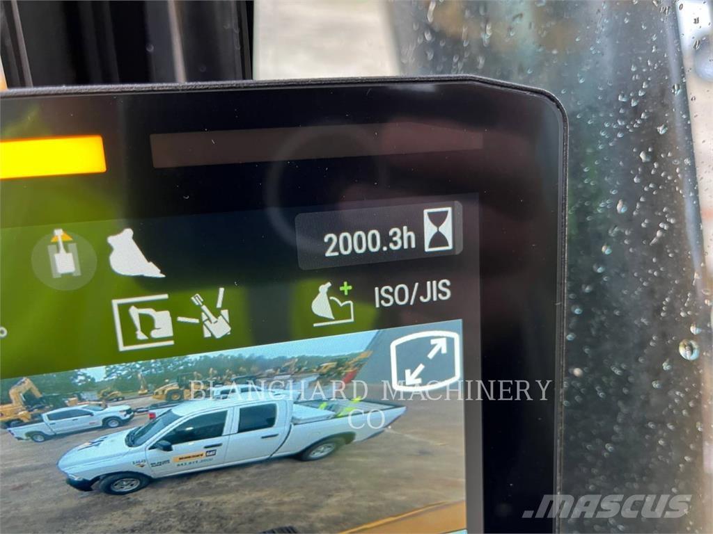 CAT 326 Гусеничні екскаватори